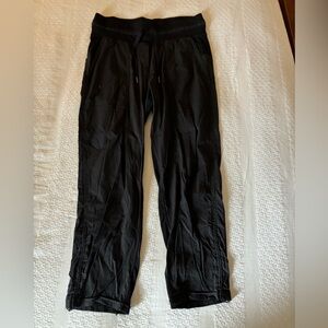 *DAMAGED* Dance studio mid rise cropped pant